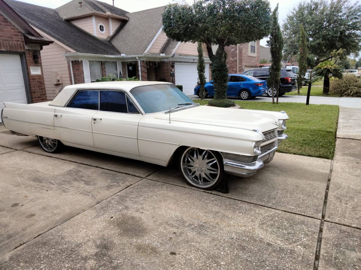 Cadillac-sedan-deville-1964-white-9