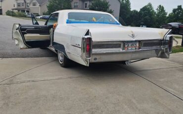 Cadillac-sedan-deville-1965-white-3