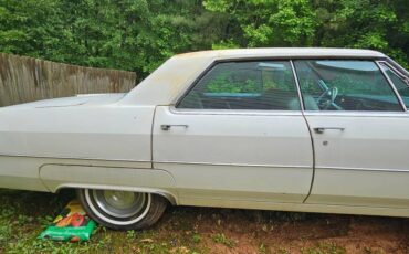 Cadillac-sedan-deville-1965-white