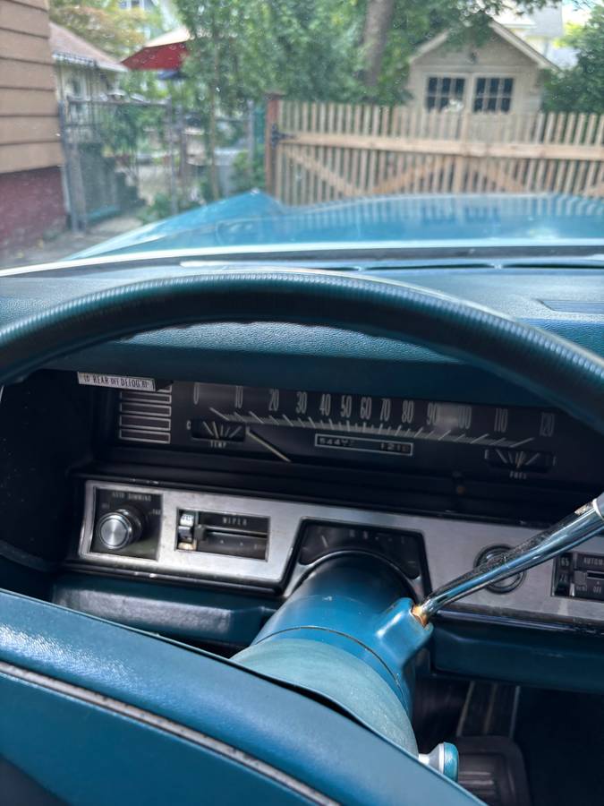 Cadillac-sedan-deville-1968-11