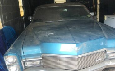 Cadillac-sedan-deville-1968-15