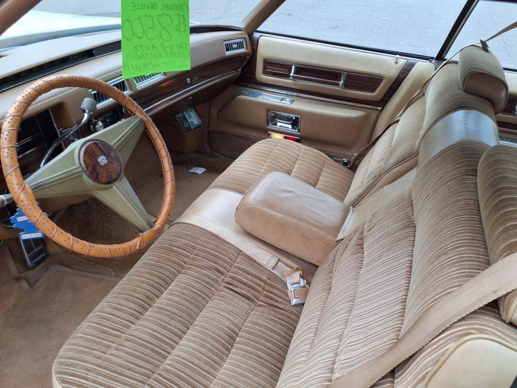 Cadillac-sedan-deville-1976-yellow-14