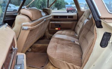 Cadillac-sedan-deville-1976-yellow-8