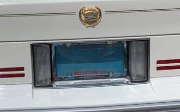 Cadillac-sedan-deville-1988-11