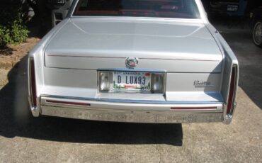 Cadillac-sedan-deville-1993-silver-2