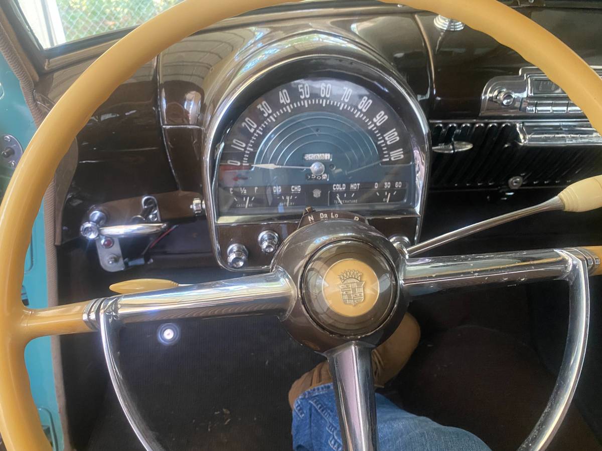 Cadillac-series-61-1948-green-19