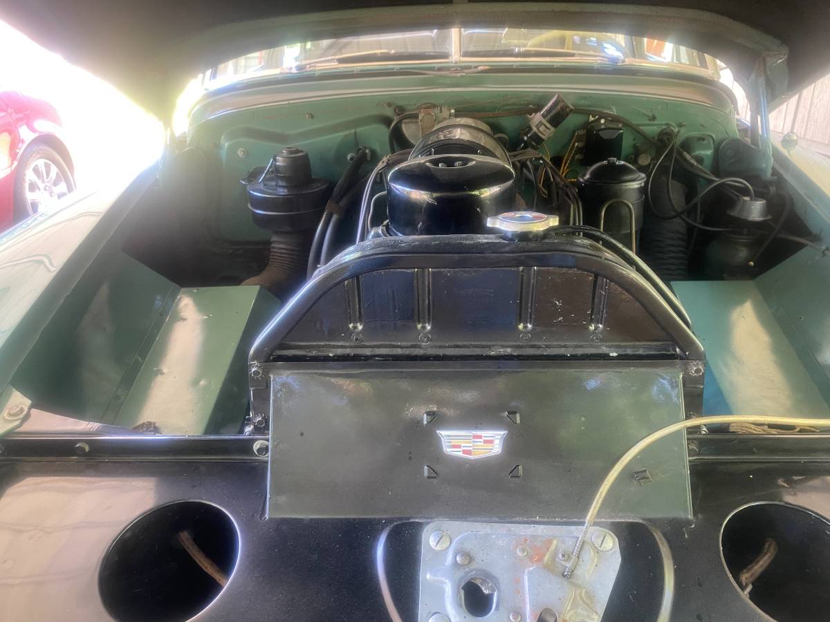 Cadillac-series-61-1948-green-23
