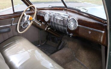 Cadillac-series-62-1941-2