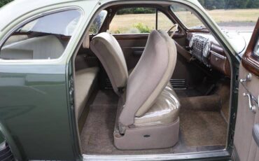 Cadillac-series-62-1941-3