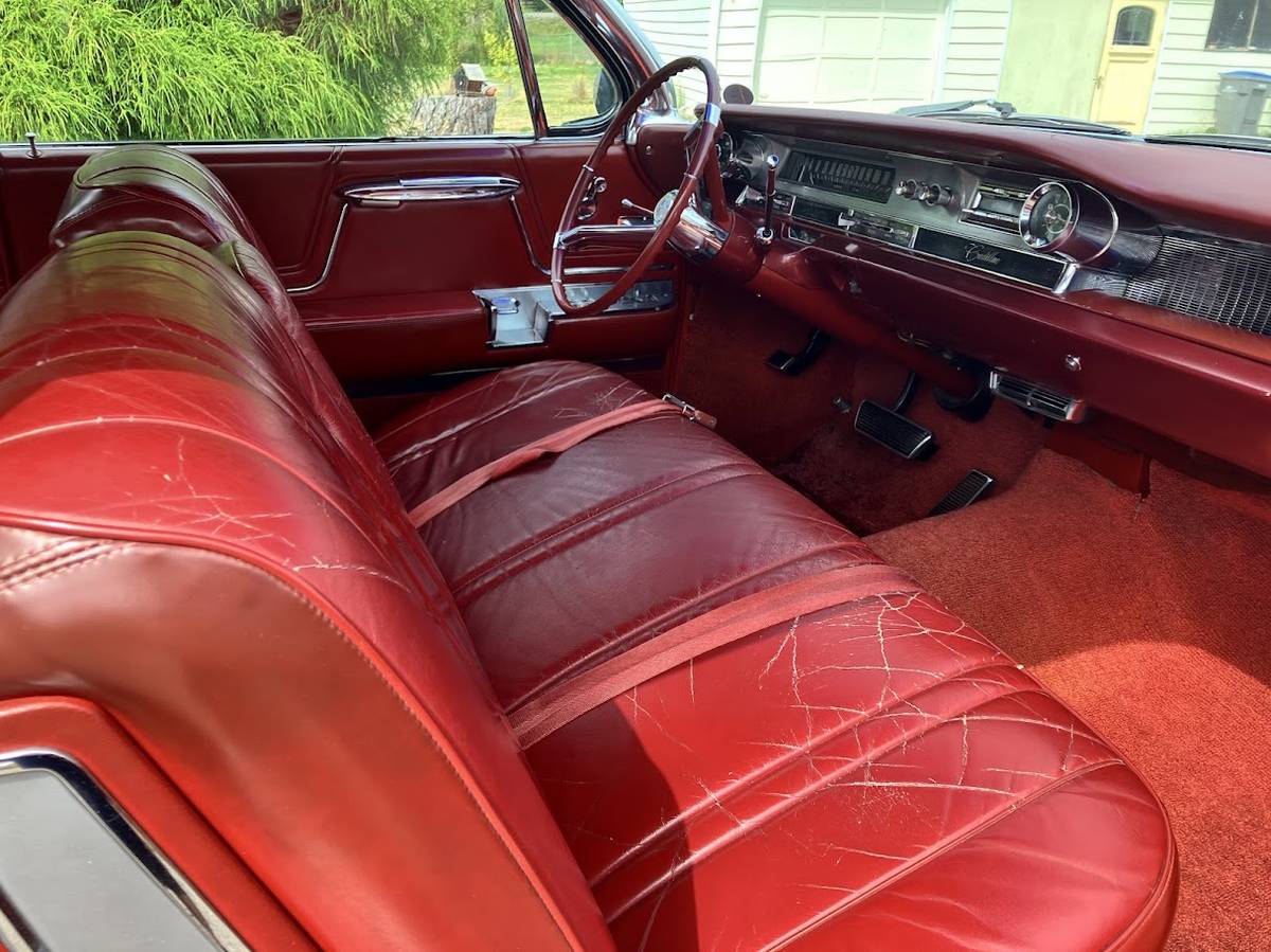 Cadillac-series-62-coupe-de-ville-1962-white-5