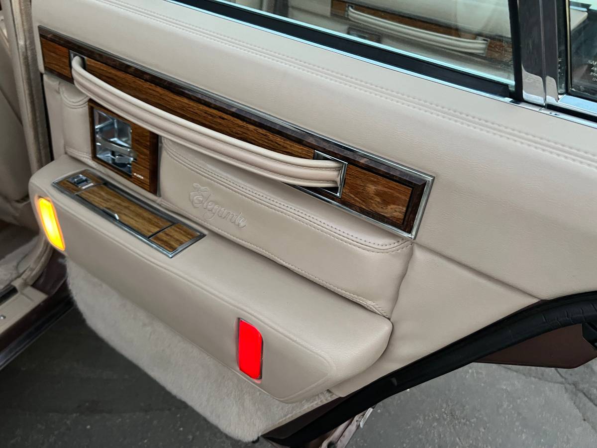 Cadillac-seville-1980-8