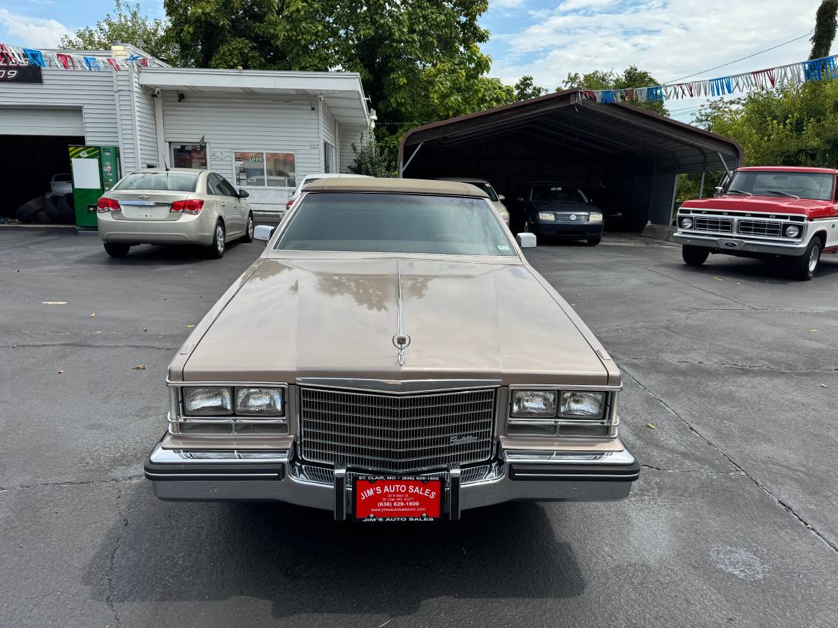 Cadillac-seville-1984-1
