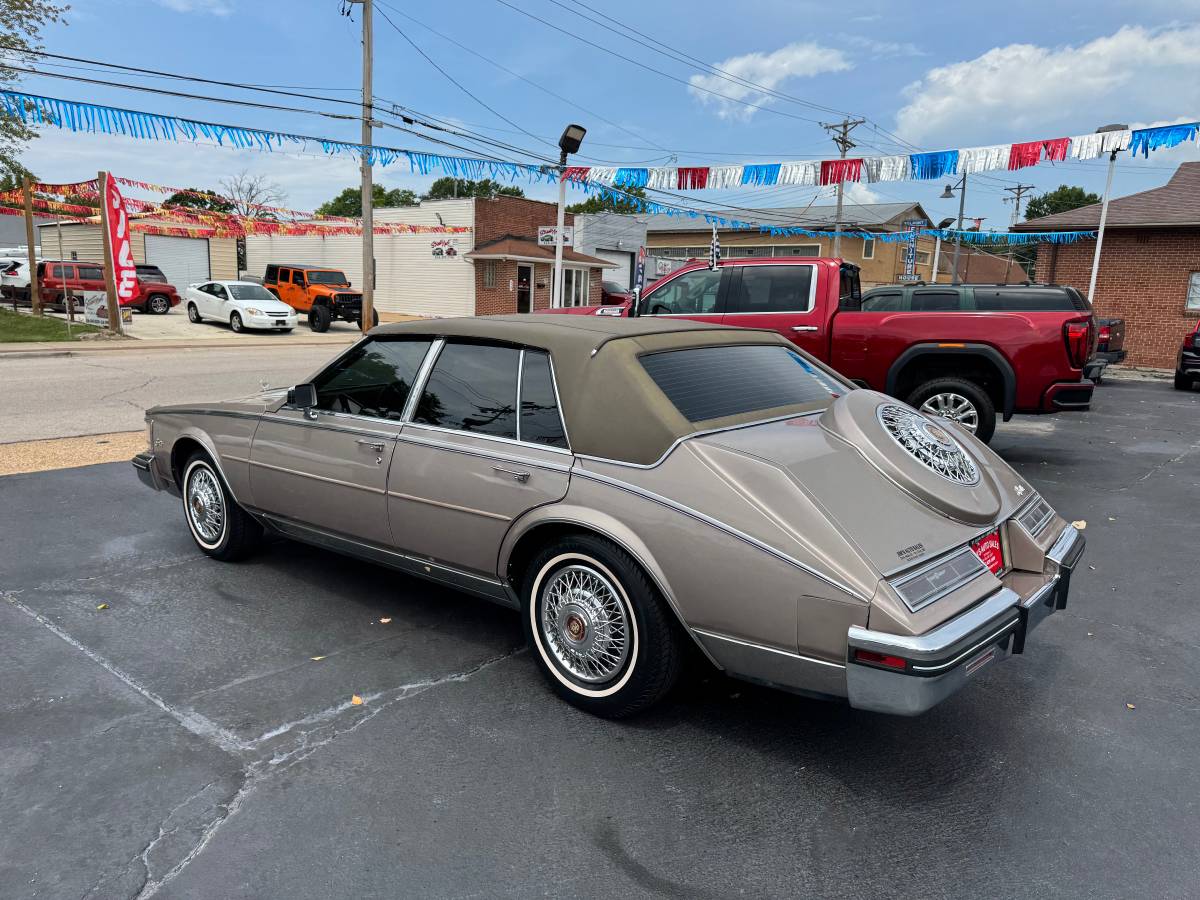Cadillac-seville-1984-4