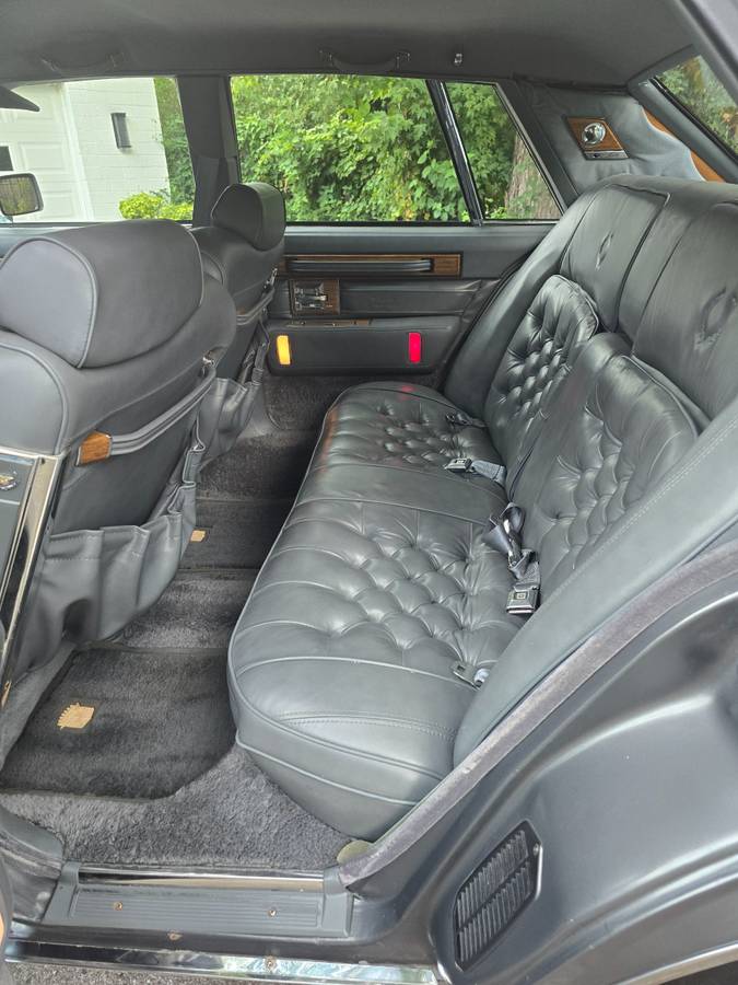Cadillac-seville-1985-grey-1