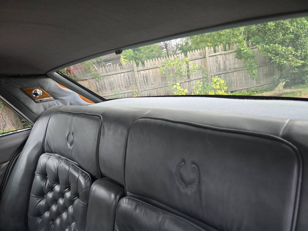 Cadillac-seville-1985-grey-12