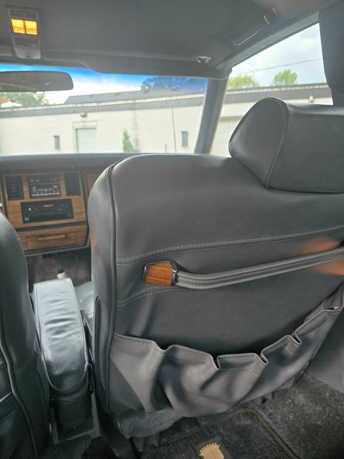 Cadillac-seville-1985-grey-14