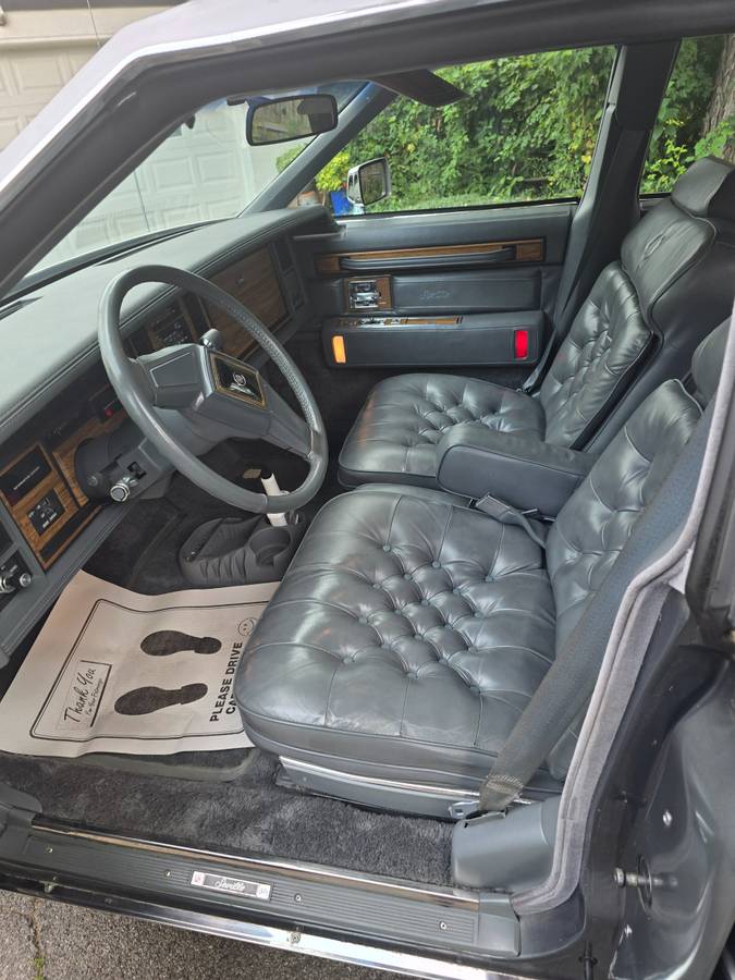 Cadillac-seville-1985-grey-19