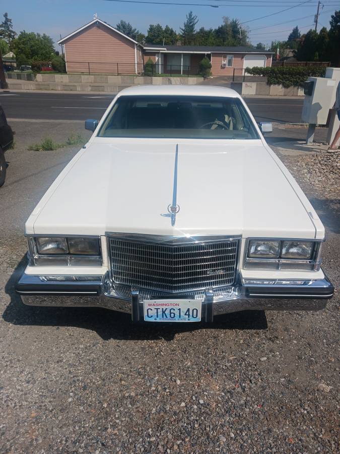 Cadillac-seville-1985-white-1