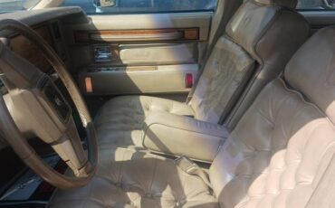 Cadillac-seville-1985-white-13
