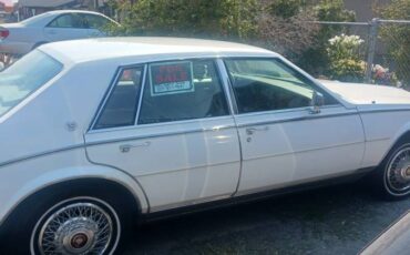Cadillac-seville-1985-white-4