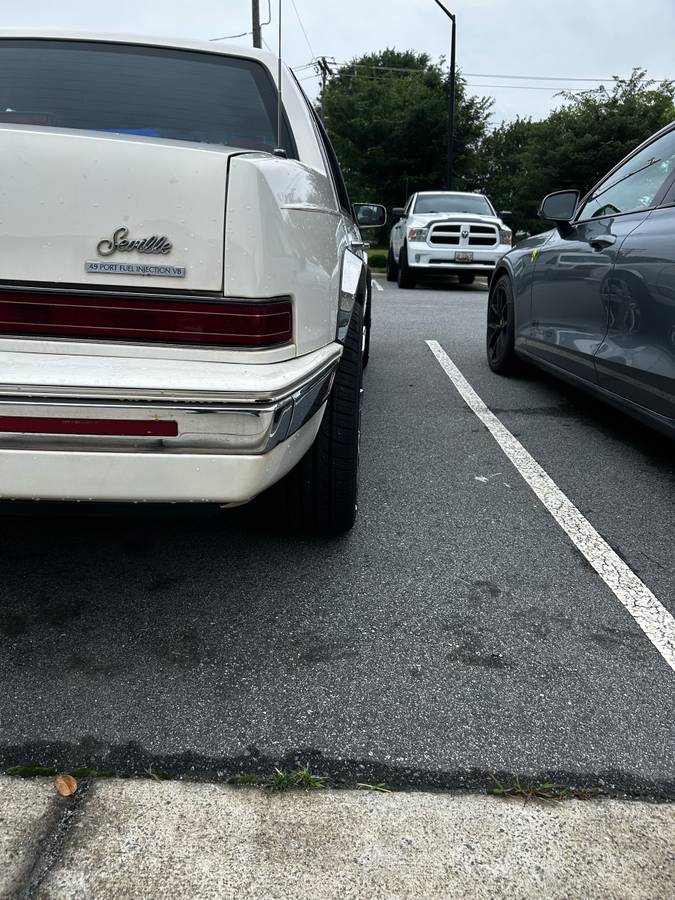 Cadillac-seville-1991-white-3