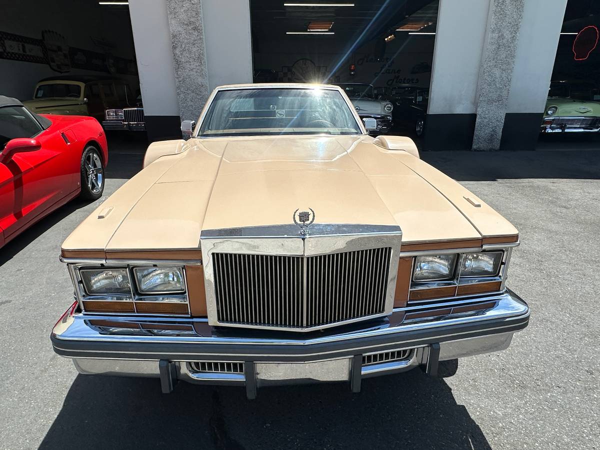 Cadillac-seville-apura-1978-custom-1