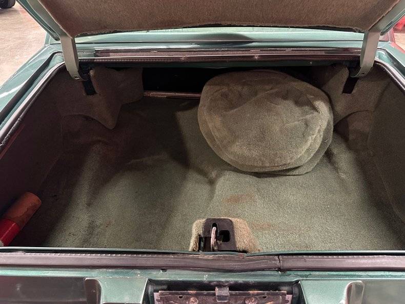 Cadillac-seville-renaissance-1977-green-12