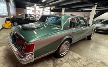 Cadillac-seville-renaissance-1977-green-3