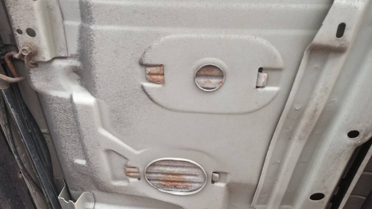 Cadillac-seville-sts-1992-white-22