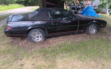 Camaro-1987-black-4