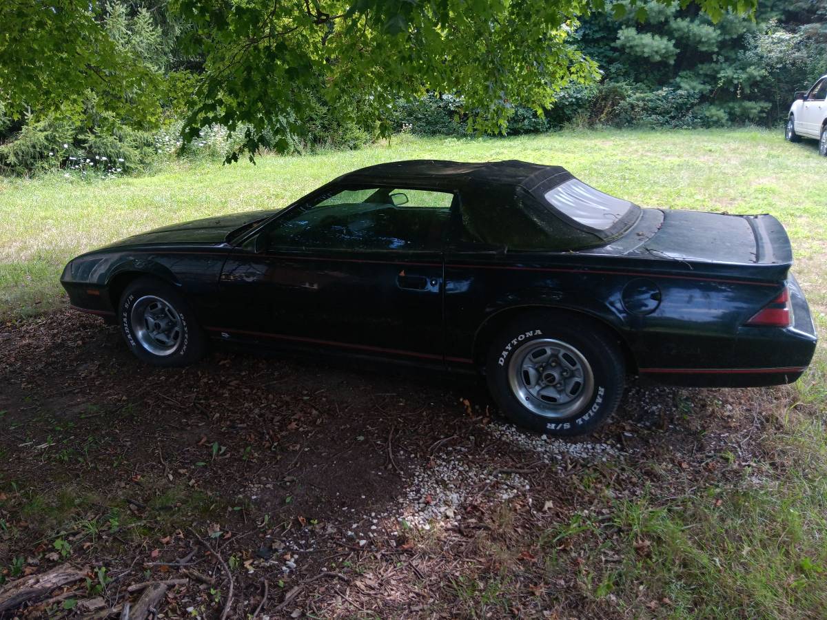 Camaro-1987-black