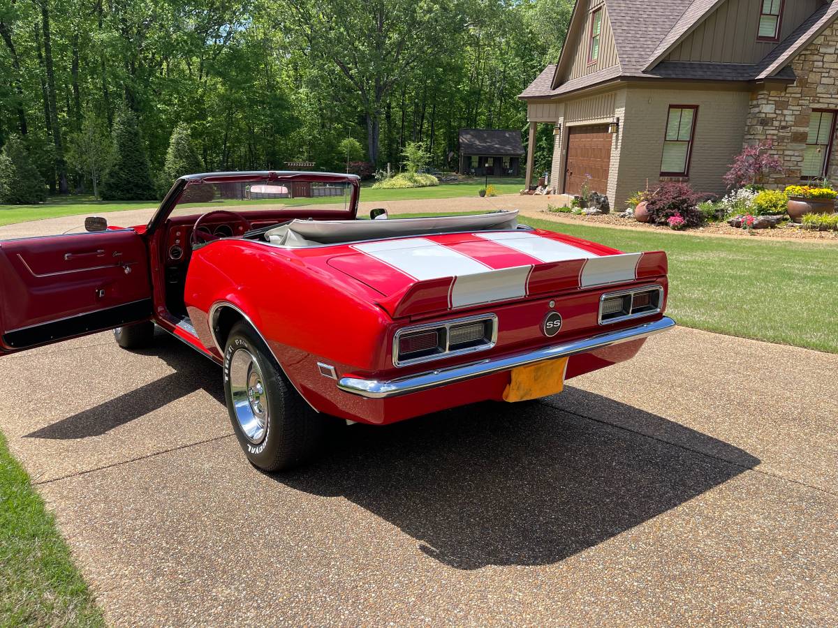 Camaro-convertible-1968-red-2