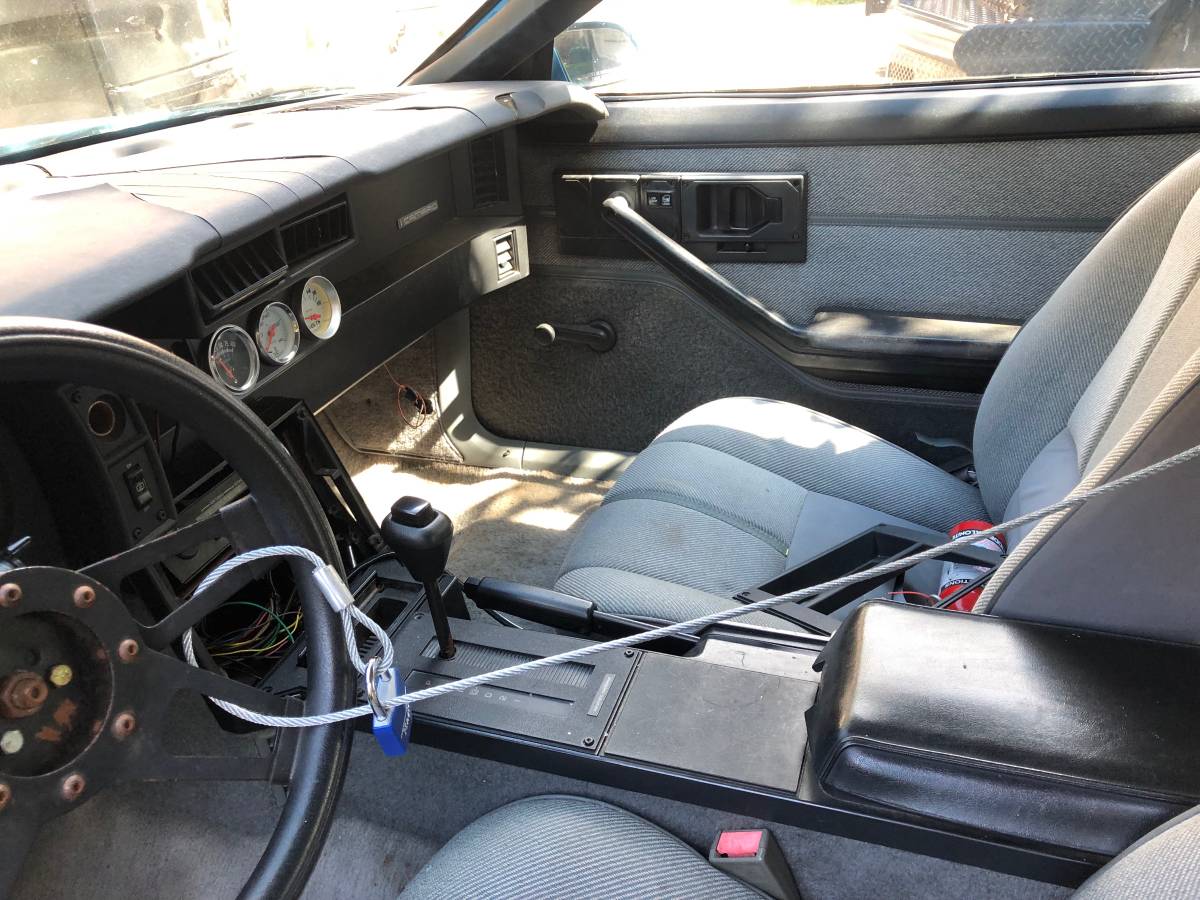 Camaro-rs-1989-blue-6