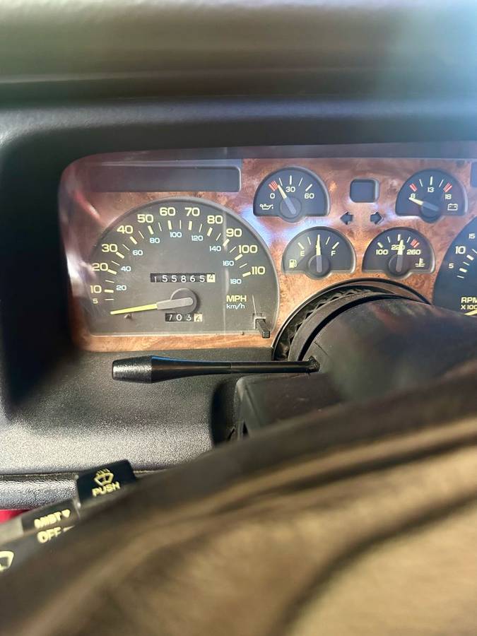Camaro-rs-1990-white-16