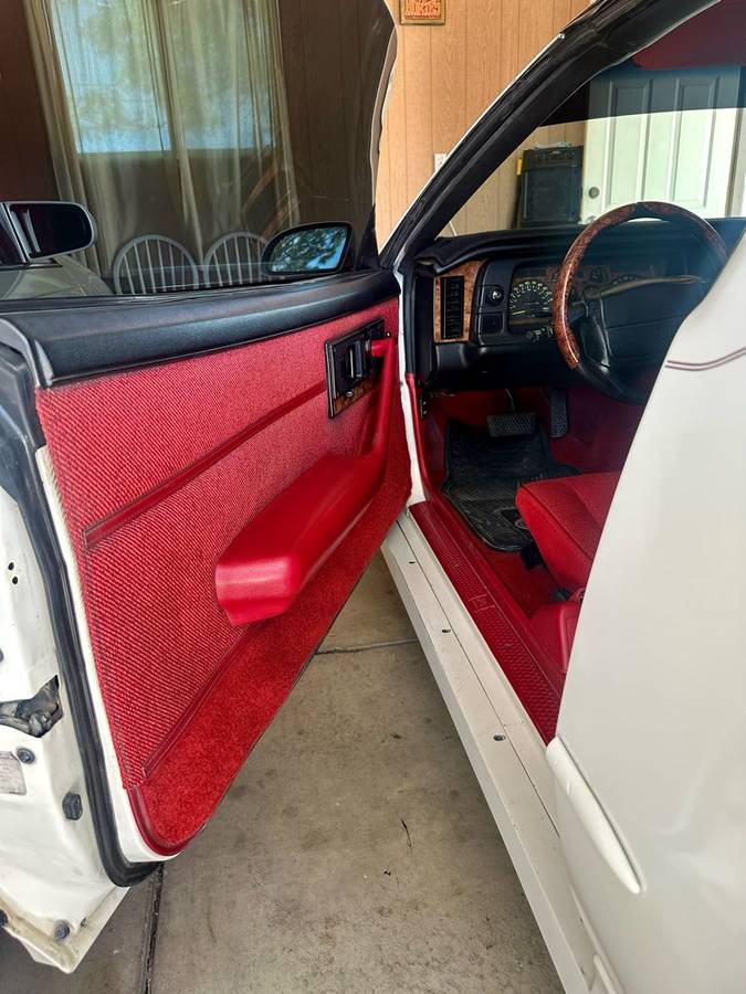 Camaro-rs-1990-white-8