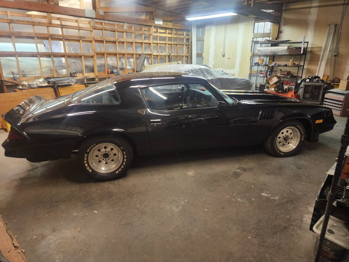Camero-z28-1979-black-1