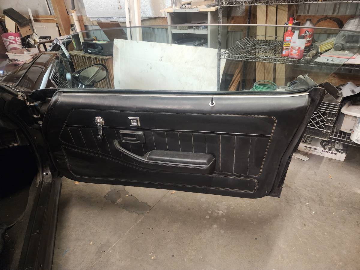 Camero-z28-1979-black-4