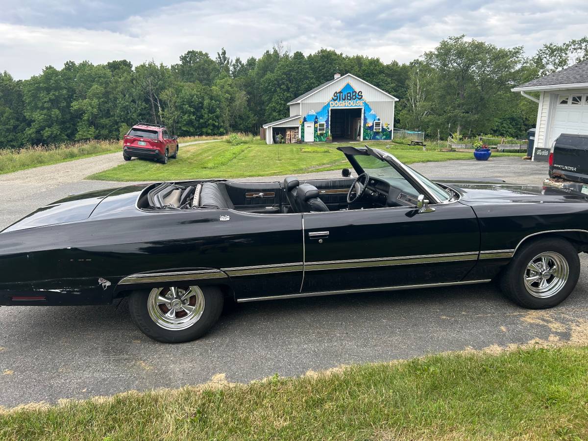 Caprice-classic-convertible-1974-black-3