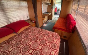 Champion-motorhome-model-31-diesel-1991-grey-19