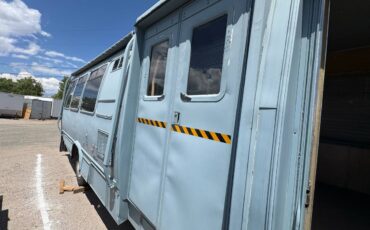 Champion-motorhome-model-31-diesel-1991-grey-9