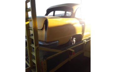 Checker-A12-1964-Yellow-Grey-3