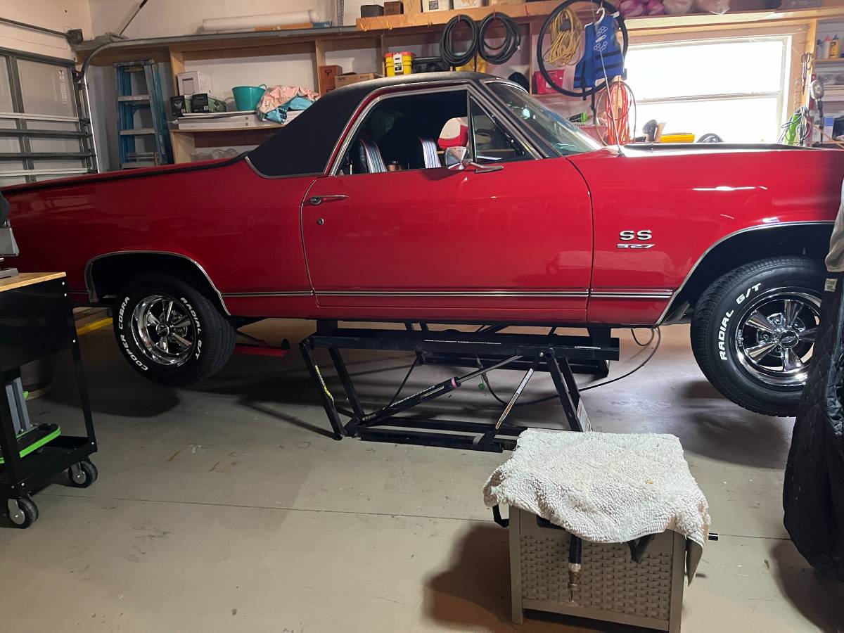 Checrolet-elcamino-1968-red-10
