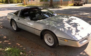 Cherolet-corvette-1985-silver-3