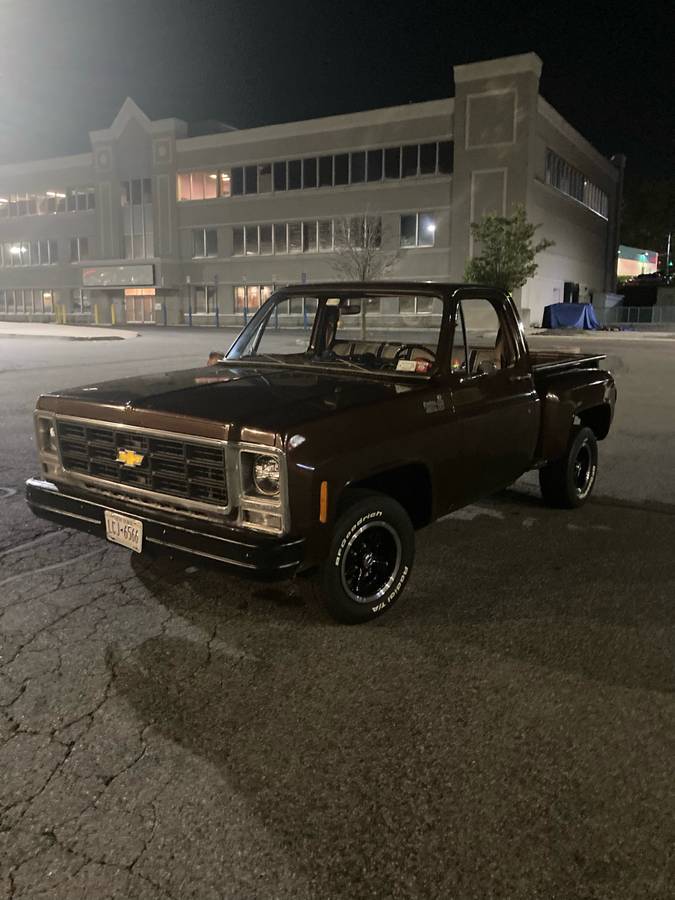 Cherolet-pick-up-1979-brown