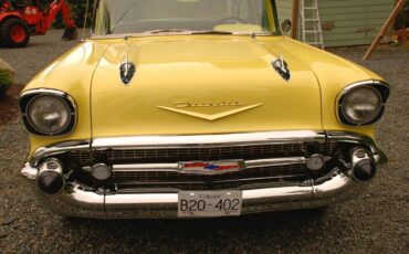 Chev-bel-air-1957-yellow-2