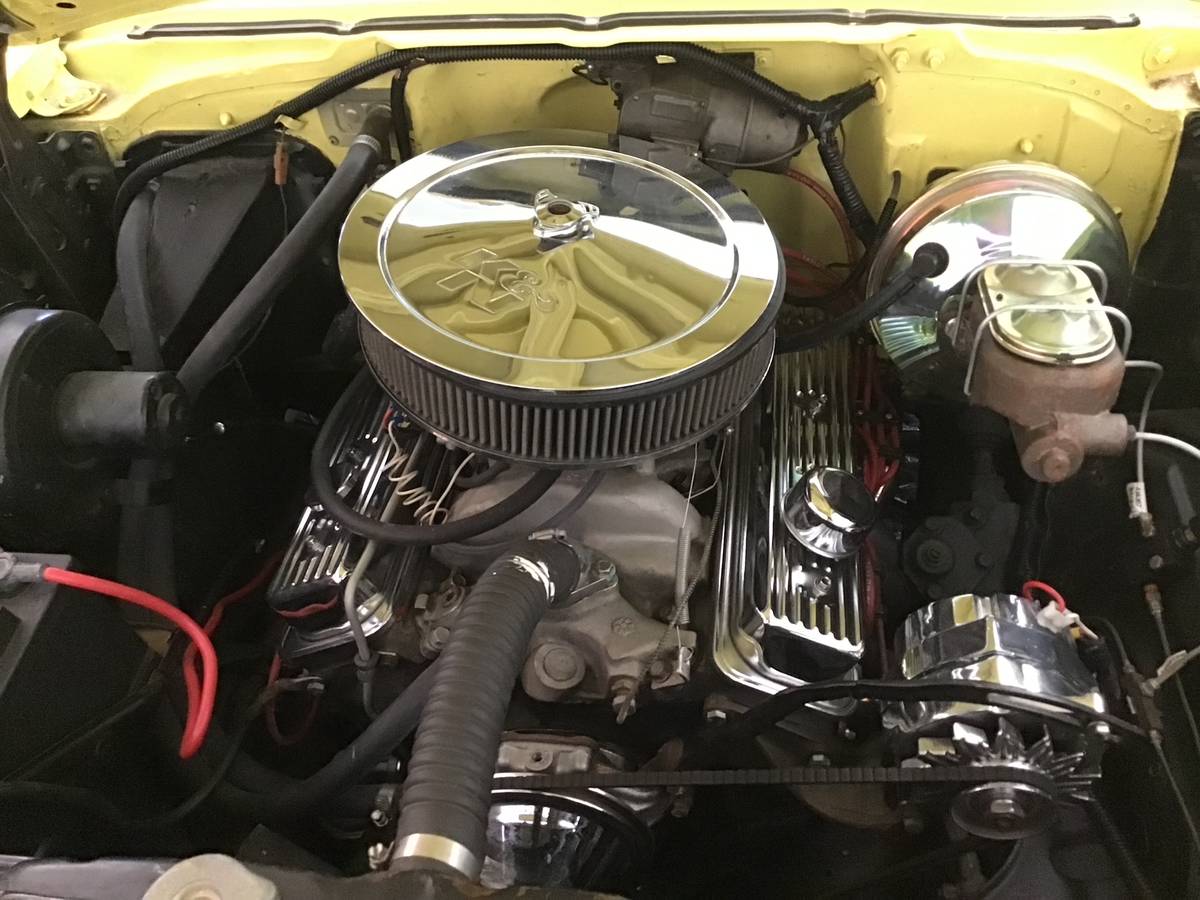 Chev-bel-air-1957-yellow-6