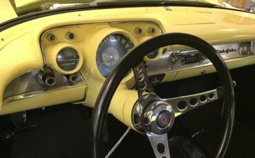 Chev-bel-air-1957-yellow-7