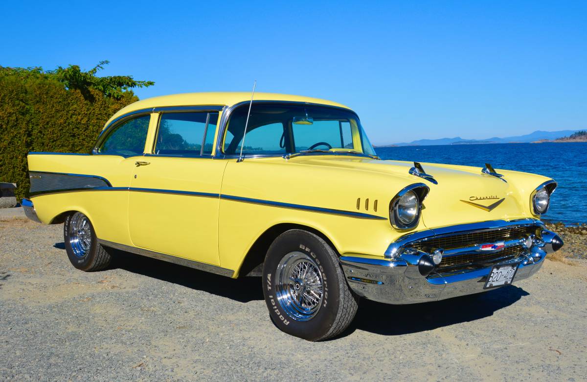 Chev-bel-air-1957-yellow-8
