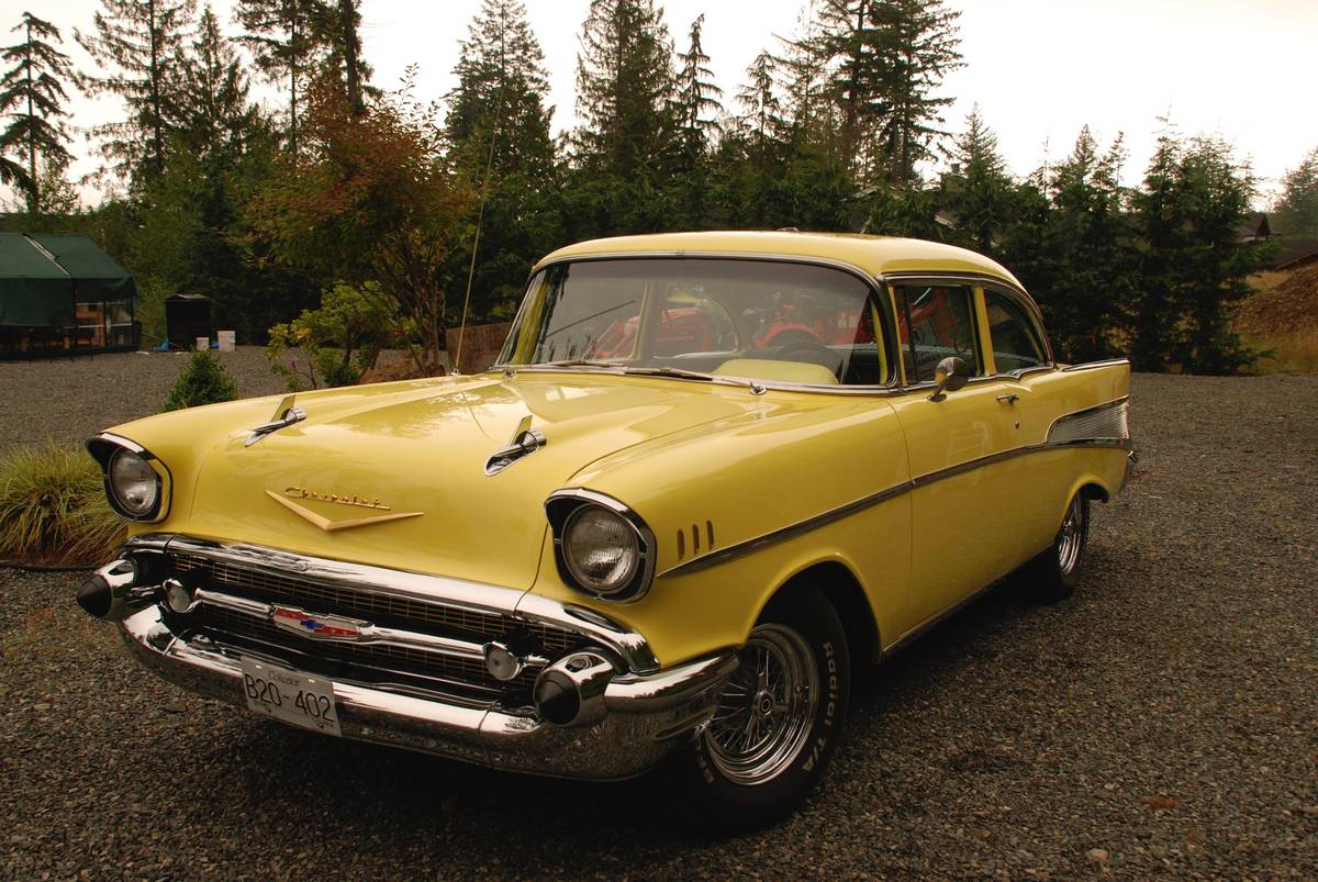 Chev-bel-air-1957-yellow