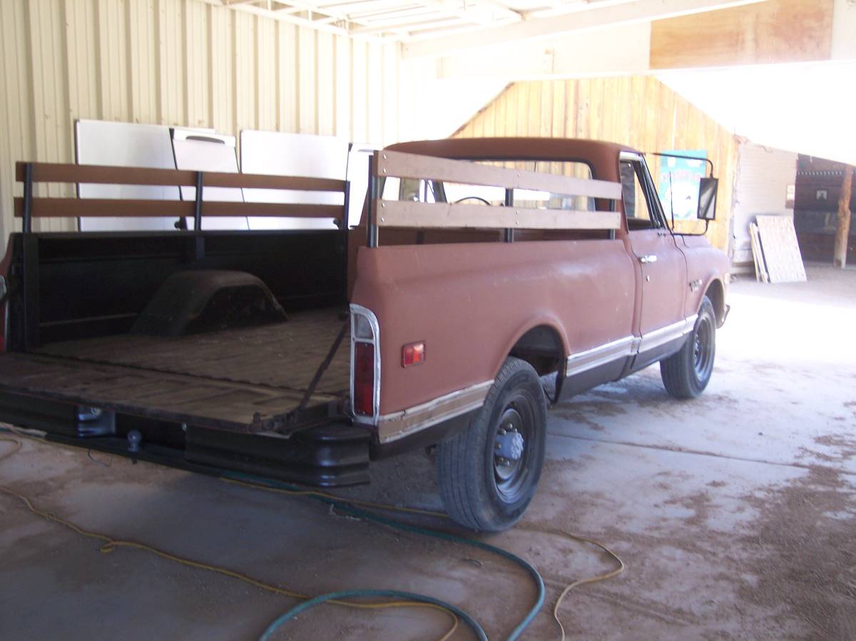 Chev-c20-1970-brown-2